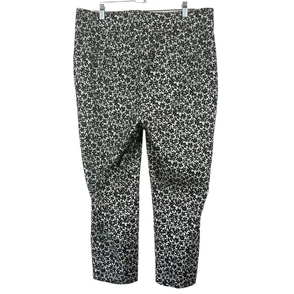 LANE BRYANT The Allie Black & White Floral Patterned Pants Plus Size 18W Trouser - Picture 9 of 16
